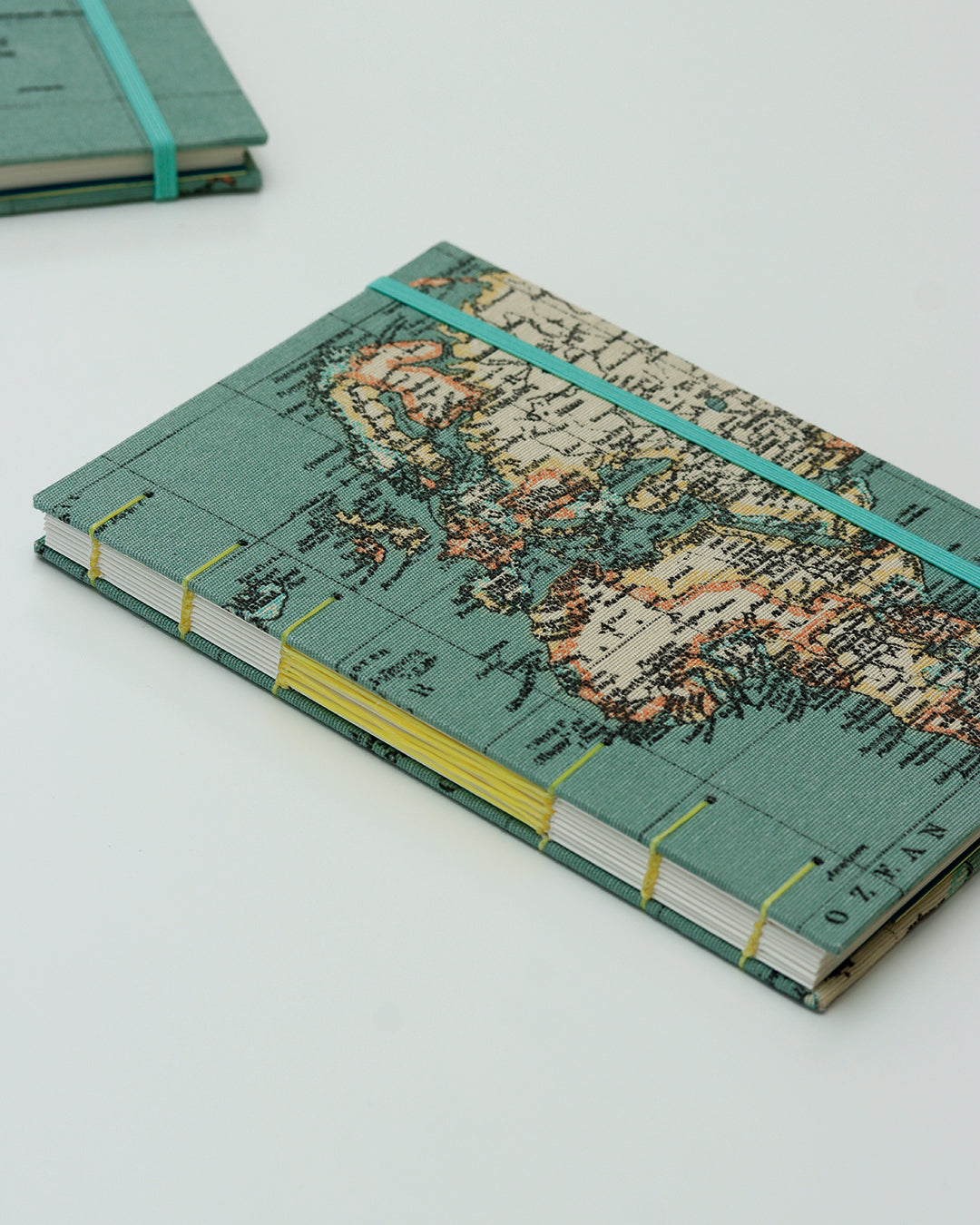 Quaderno Appunti Formato A5 Mappamondo con busta ed elastico