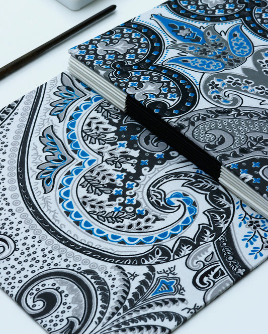 Quaderno Acquarello (Fabriano 1264, 25% cotone) arabesque Marocco grigio e azzurro