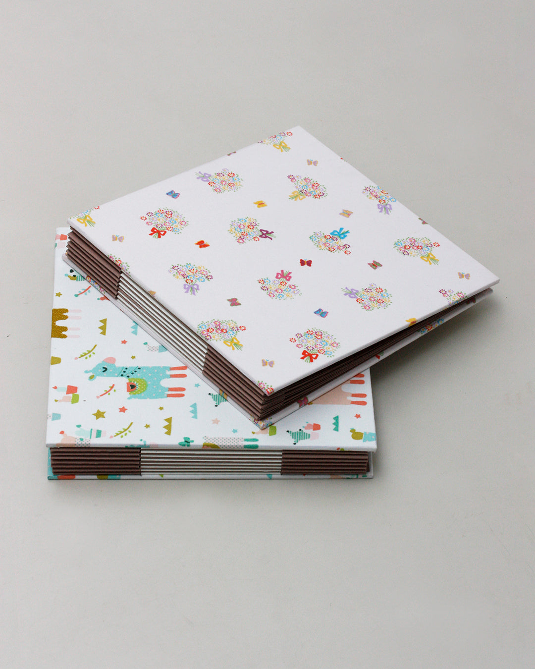 Album piccolo fotografia quadrato | rilegatura australiana | mazzolini di fiori e farfalle