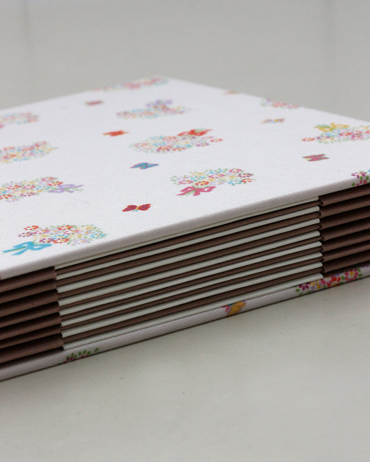 Album piccolo fotografia quadrato | rilegatura australiana | mazzolini di fiori e farfalle