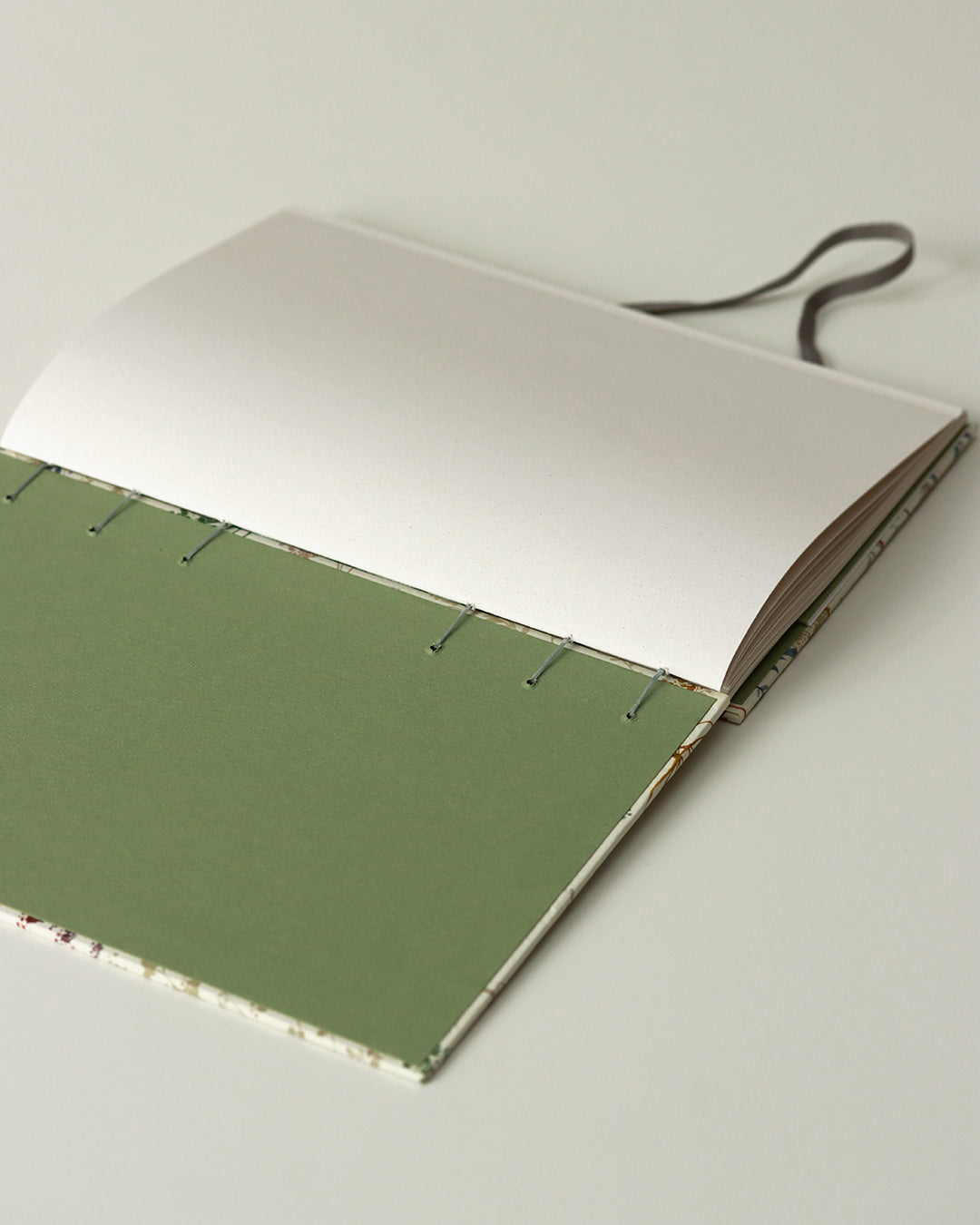 Quaderno Appunti, Formato A5, Algacarta, Ombrellifere (con elastico e busta)