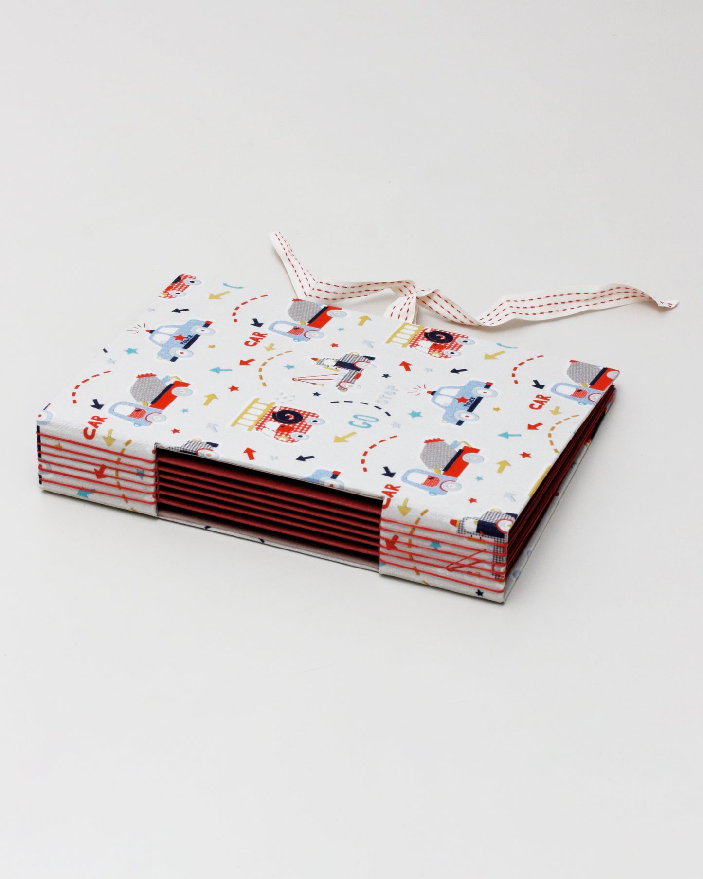 Album primavera macchinine rosso