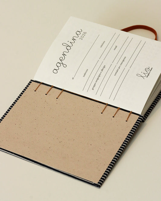 Agendina 2026 rigata (mix copta-francese con elastico)