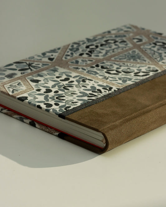 Agenda 2026 mosaico spagnolo (dorso arrotondato)