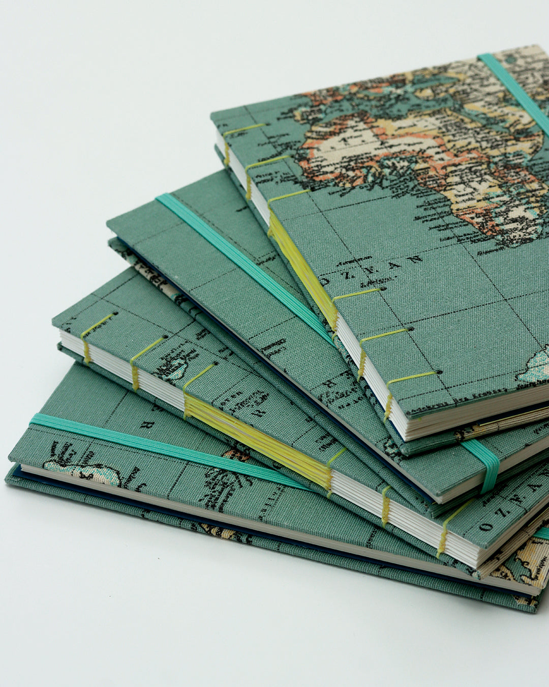Quaderno Appunti Formato A5 Mappamondo con busta ed elastico