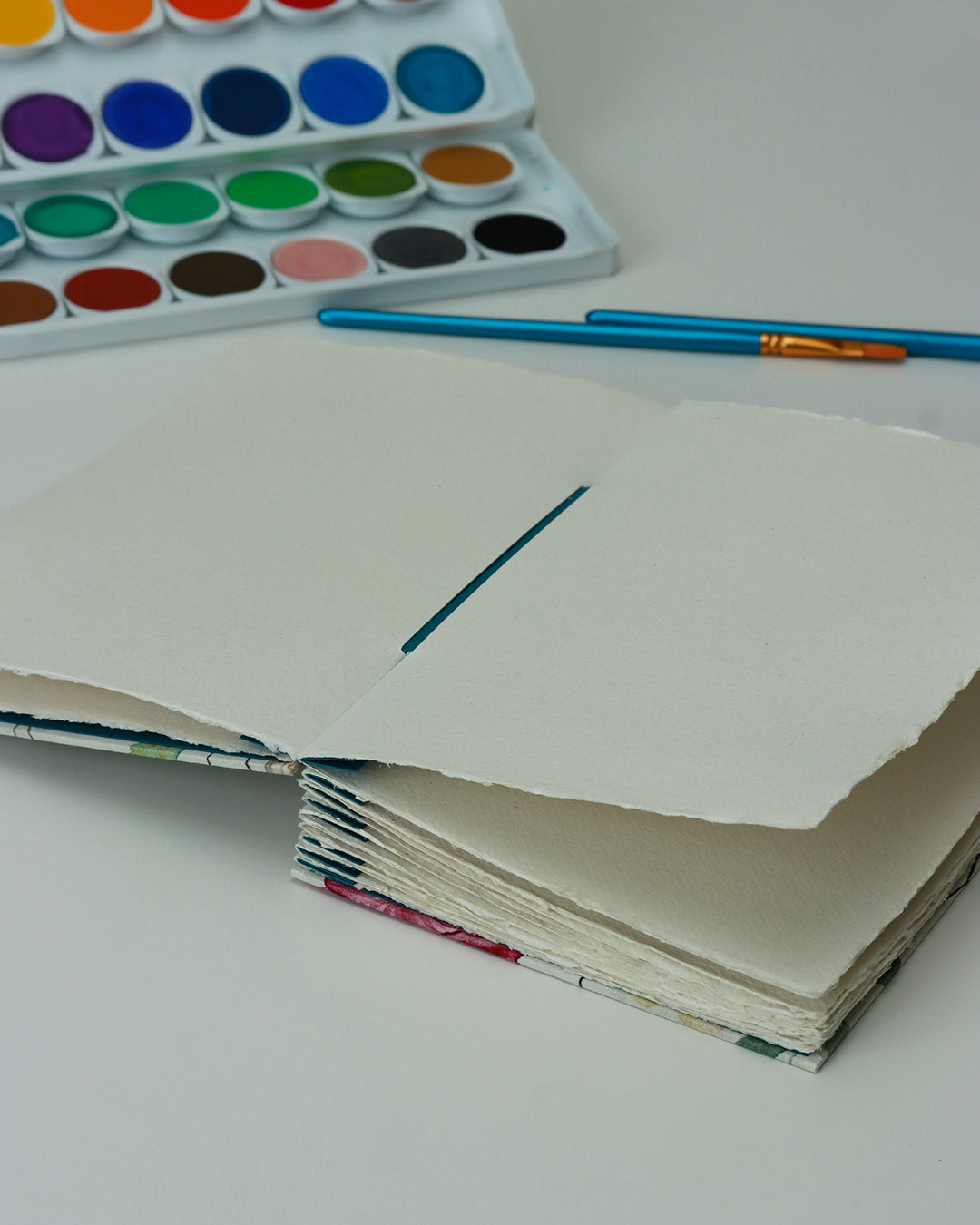 Quaderni per acquerello (carta fatta a mano Khadi, 100% cotone, 320 g/m2, grana medio-ruvida)