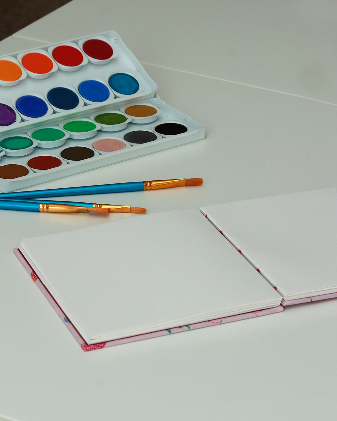 Diari quadrati per acquerello e scrittura (Fabriano 5, 130 g/m2)