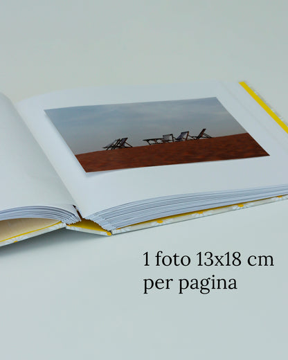 Album medio fotografia | formato quadrato con veline intercalari | copertina in carta di lokta con margherite