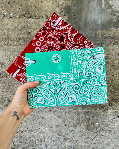 Quaderno disegno mixed media bandana verde pastello (elastico e busta)