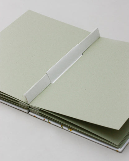 Album piccolo medio fotografia o guestbook | rilegatura australiana | (Altri) colori che fanno brillare il bianco