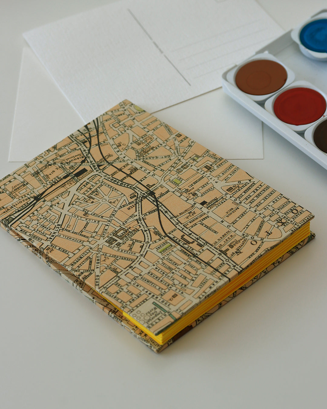 Album cartoline (illustrate) con mappa vintage del centro di Londra 1920