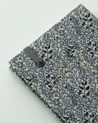 Agendina 2026 fiorellini grigi (copta con elastico)