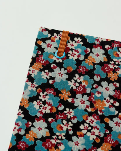 Agenda 2026 fiorellini blu-cammello-vinaccia (mix copta-francese con elastico e busta)