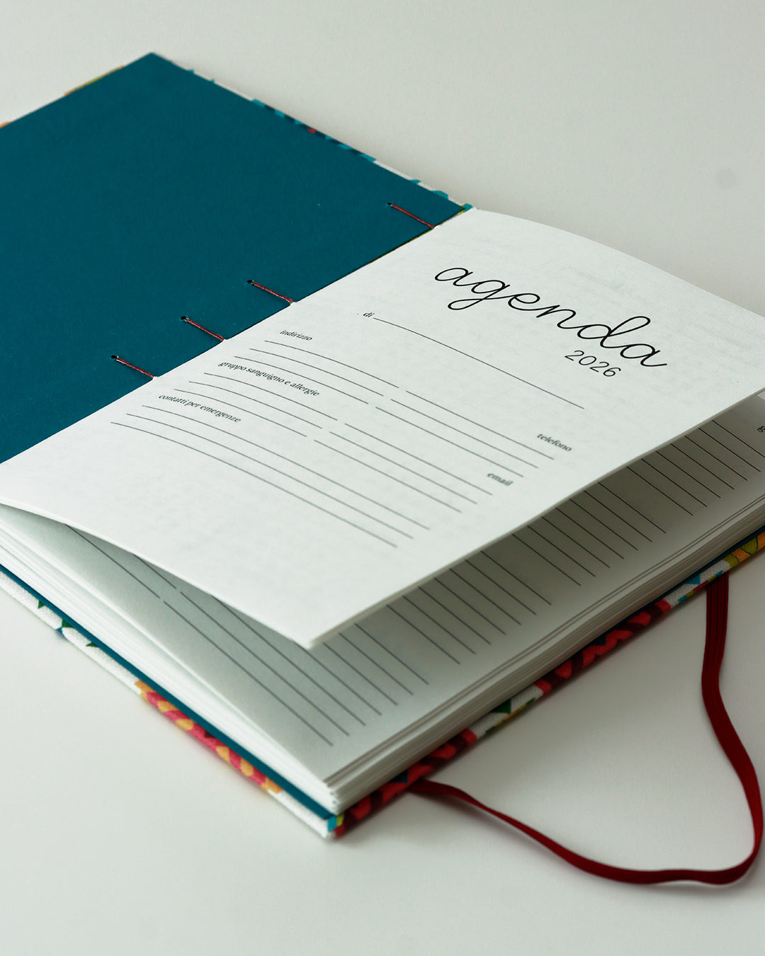 Agenda 2026 geometrie colorate (copta con elastico)