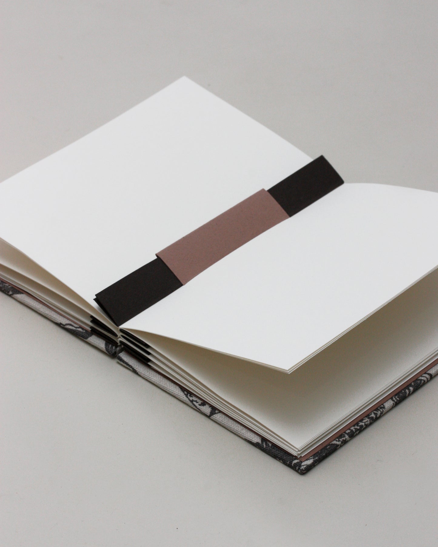 Ricettario formato A6, figure grigie