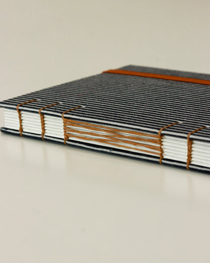 Agendina 2026 rigata (mix copta-francese con elastico)