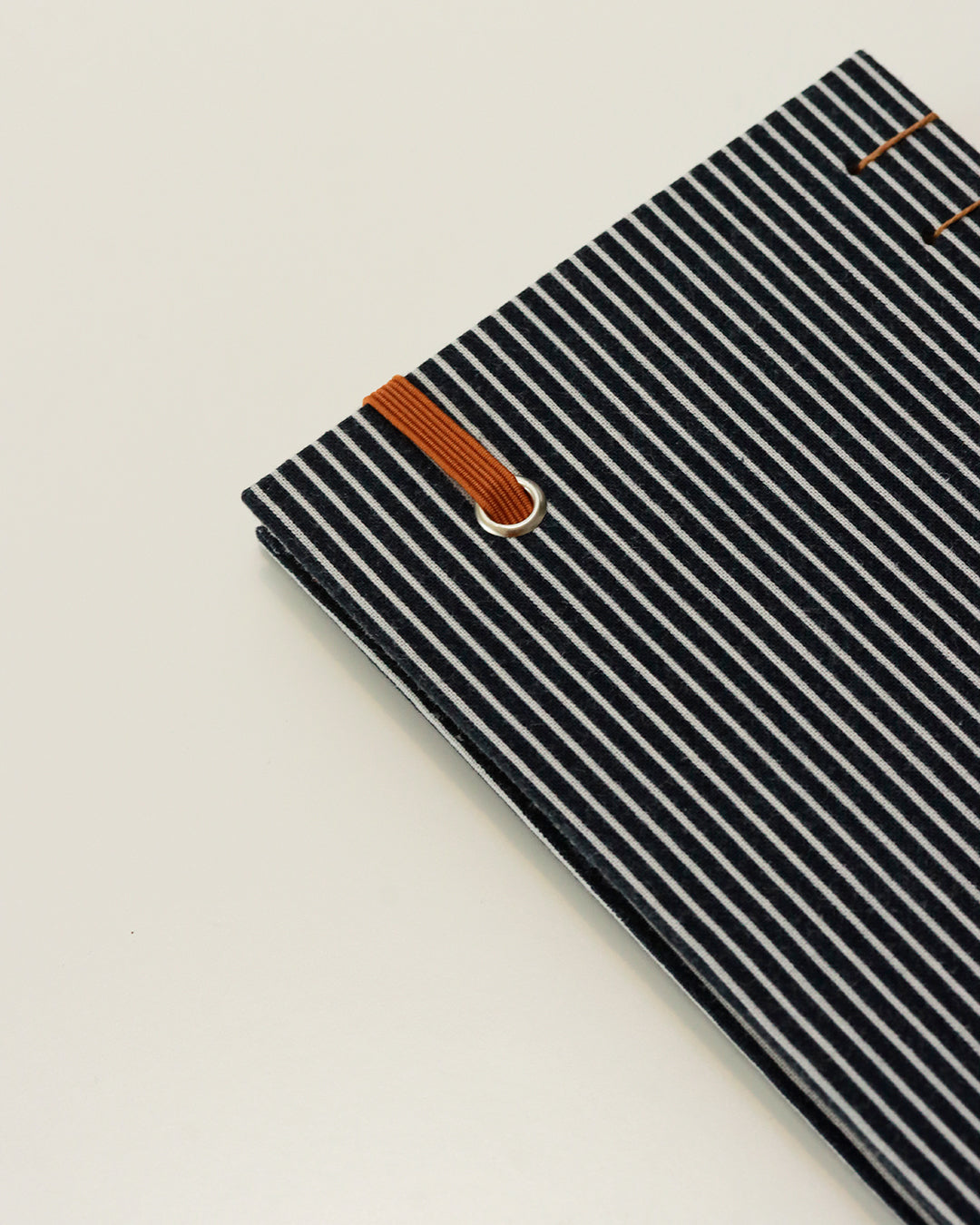 Agendina 2026 rigata (mix copta-francese con elastico)