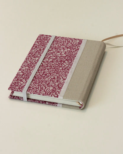 Agendina 2026 floreale viola e grigia (dorso arrotondato con elastico e pagine bianche extra)