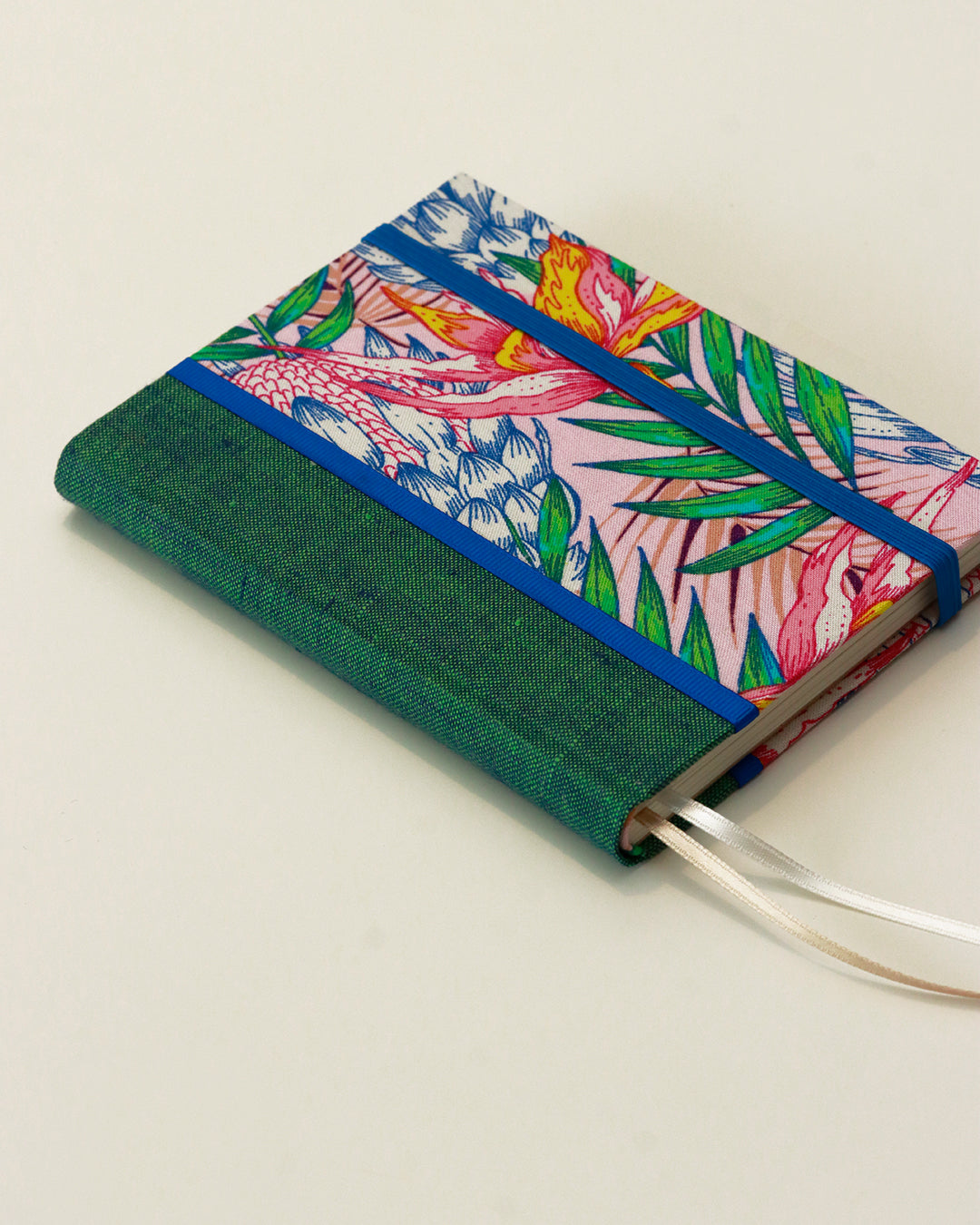 Agendina 2026 flora caraibica (dorso arrotondato con elastico e pagine bianche extra)