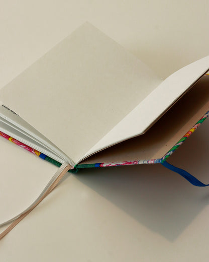 Agendina 2026 flora caraibica (dorso arrotondato con elastico e pagine bianche extra)