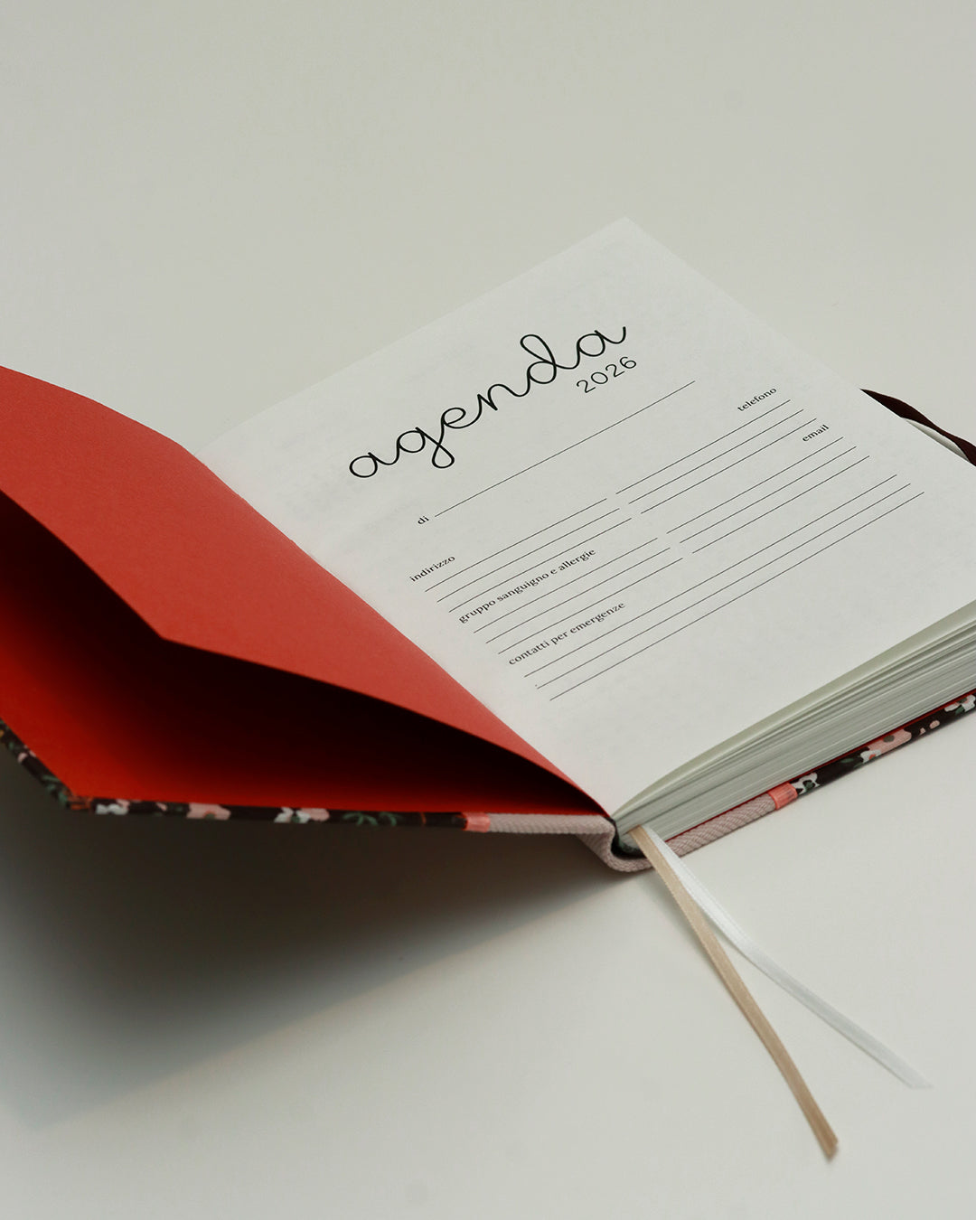 Agenda 2026 floreale marrone e rosa (dorso arrotondato con elastico)