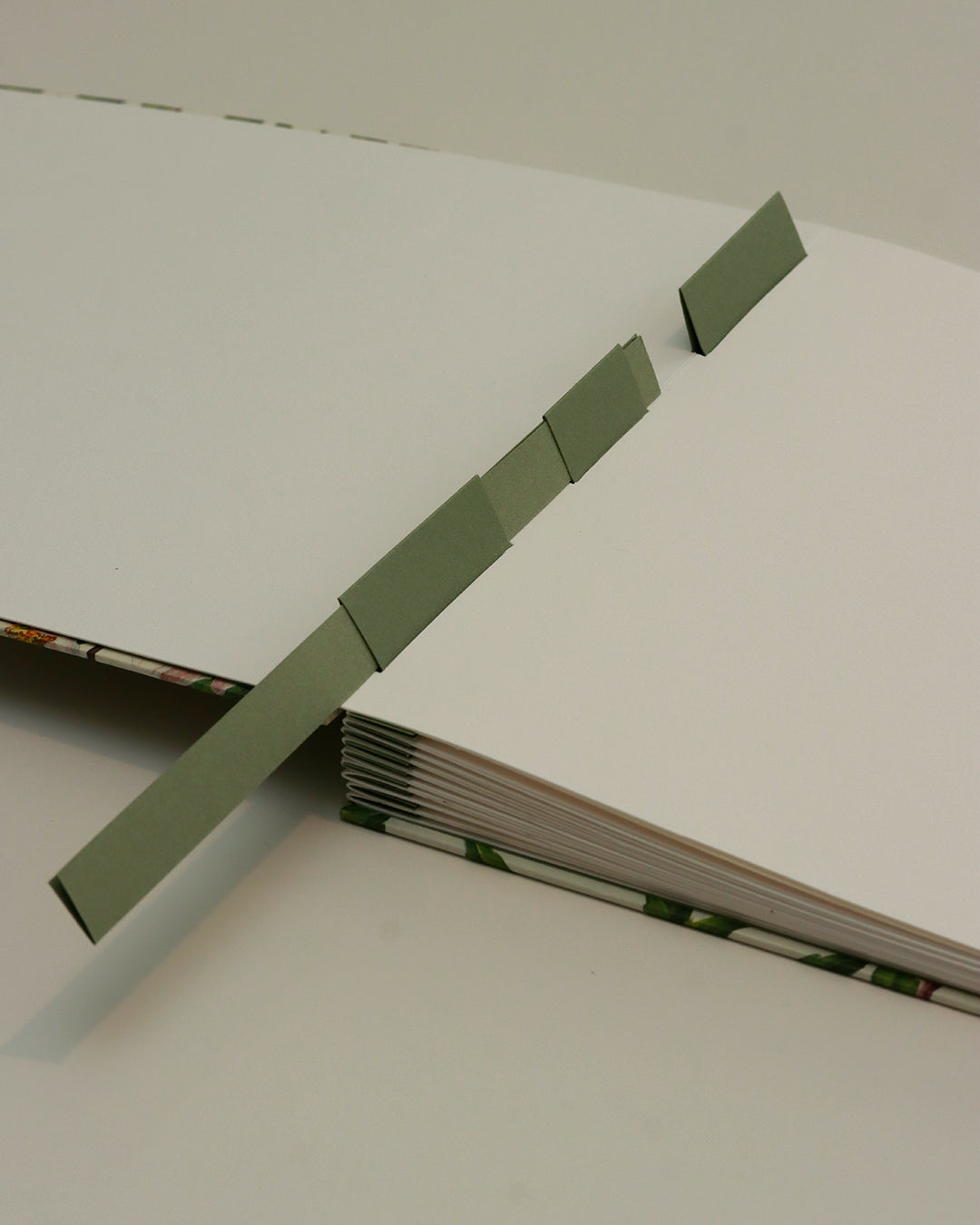 Quaderno grande Acquarello (Hahnemühle 100% cotone, cold pressed) Elleboro