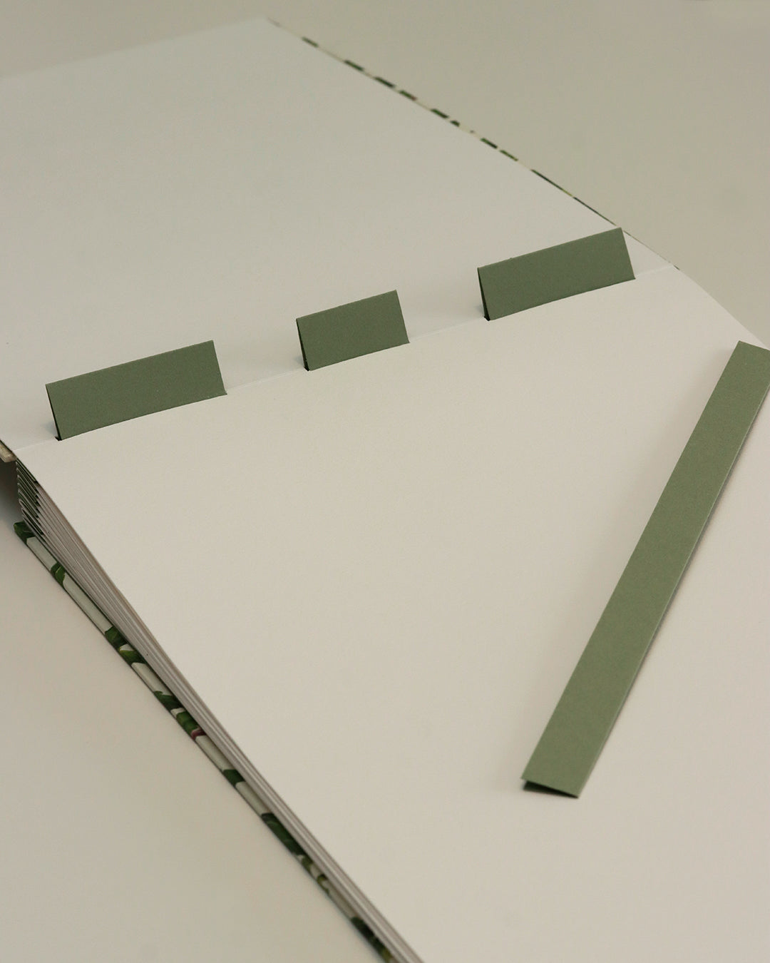 Quaderno grande Acquarello (Hahnemühle 100% cotone, cold pressed) Elleboro