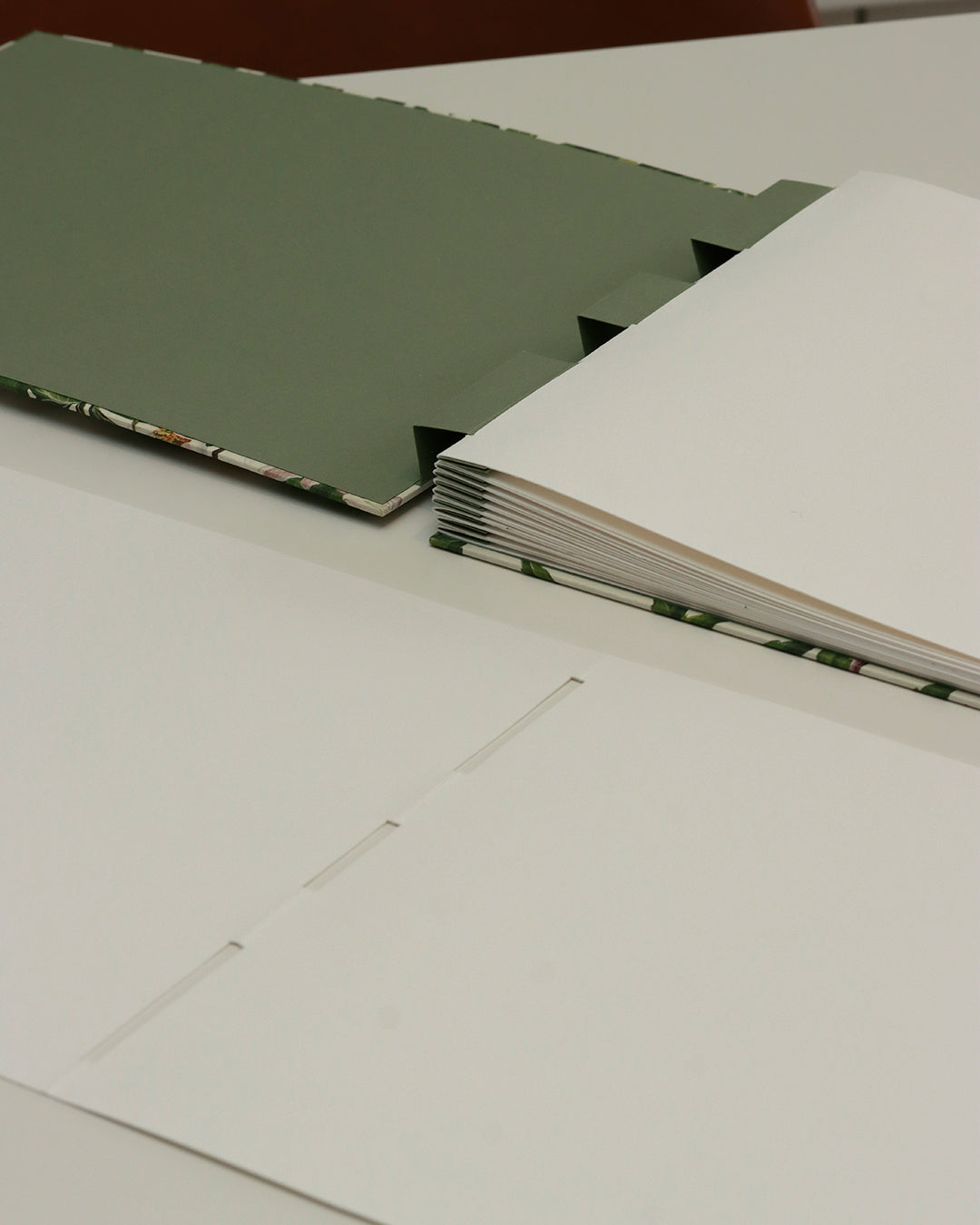 Quaderno grande Acquarello (Hahnemühle 100% cotone, cold pressed) Elleboro