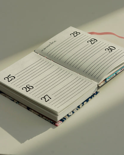 Agenda delle ricorrenze prato incantato blu (mix-copta francese con elastico e busta)