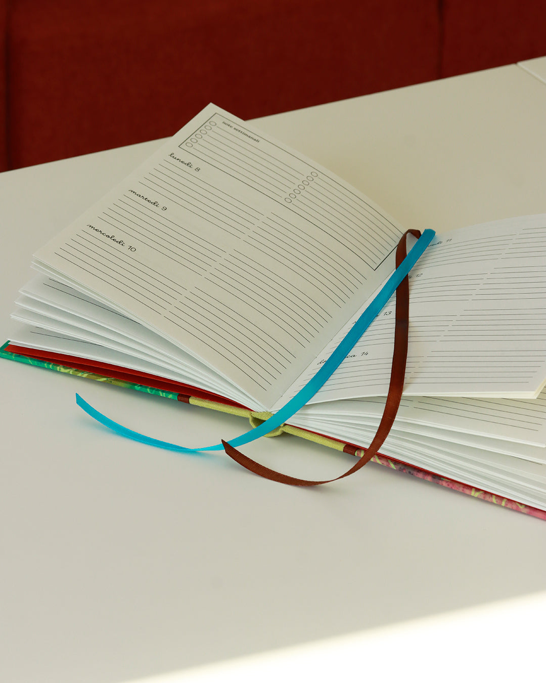 Agenda 2026 girasoli acquarello (dorso arrotondato con elastico)