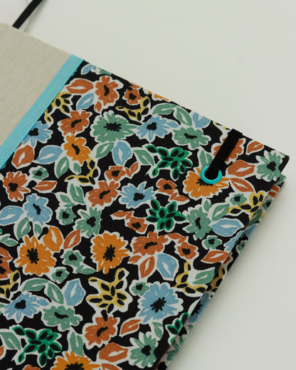 Agenda 2026 floreale nera (dorso arrotondato con elastico)