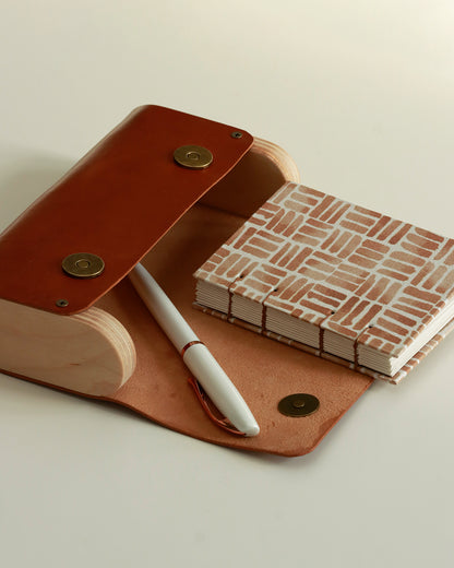 Mini quaderno tascabile con carta da disegno mixed media cupcycling caffè