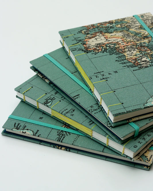 Quaderno Appunti Formato A5 Mappamondo con busta ed elastico