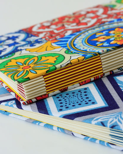 Ricettario formato A5 agrumi, maioliche blu, verde, giallo e rosso