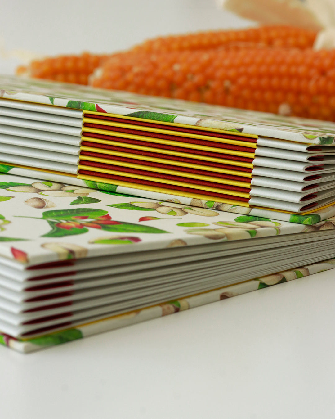 Ricettario A5 con carta di mais 🌽 | Carta decorativa Pistacchi